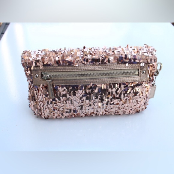 Coach limited edition sequin wristlet - Picture 9 of 14